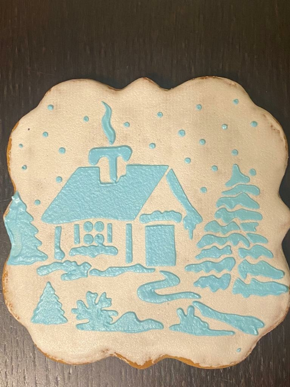 Трафарет новогодний №11 Снежный домик в лесу