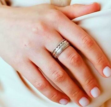 Кольцо подвижное. Гимн Любви