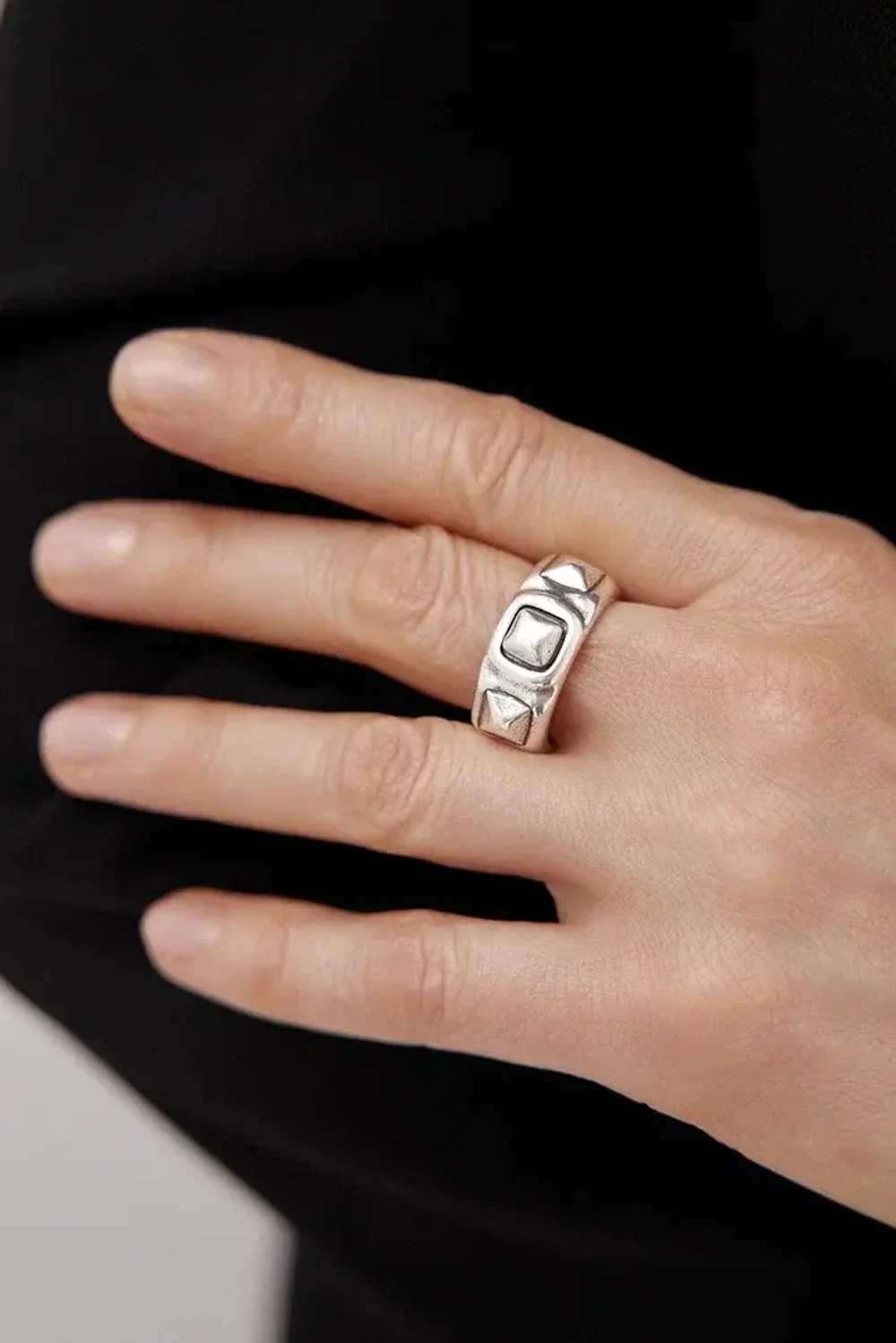 Кольцо Ciclon, Kubik Stile, металл, CN-243502-00 (серебристый, 18)