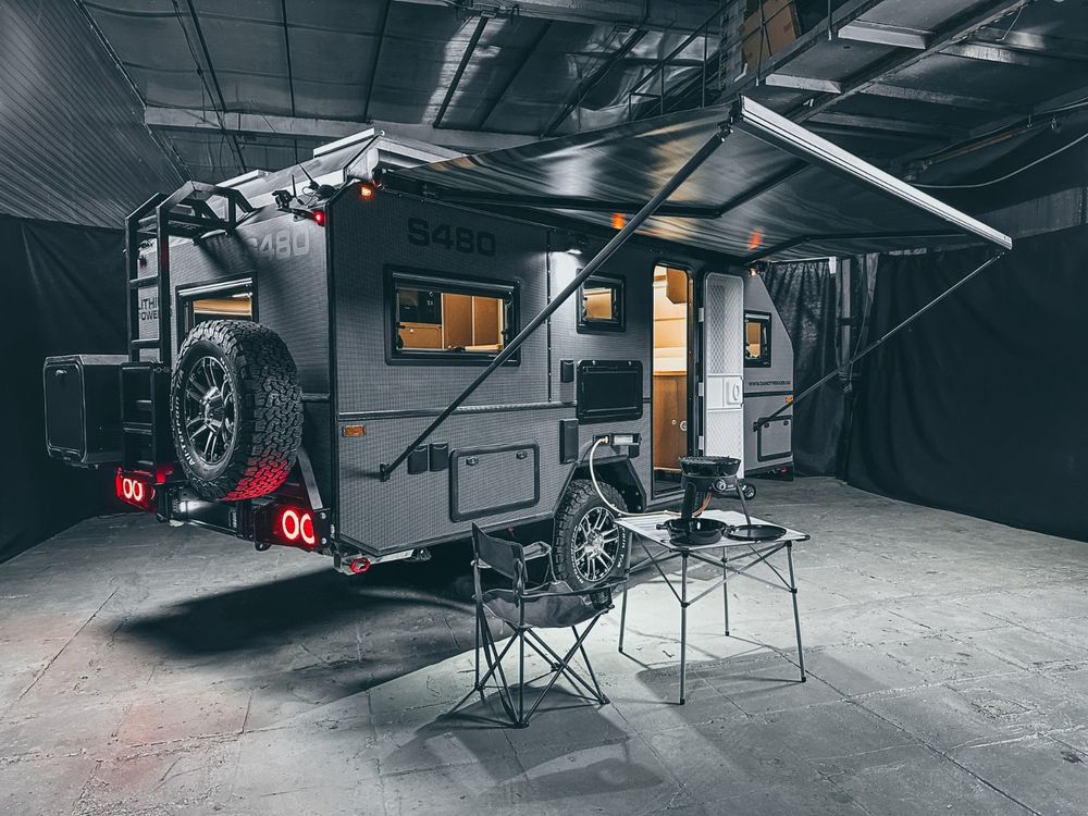 Маркиза MobileComfort M350BD 3.5 м настенная механическая, корпус чёрный, полотно тёмно-серое
