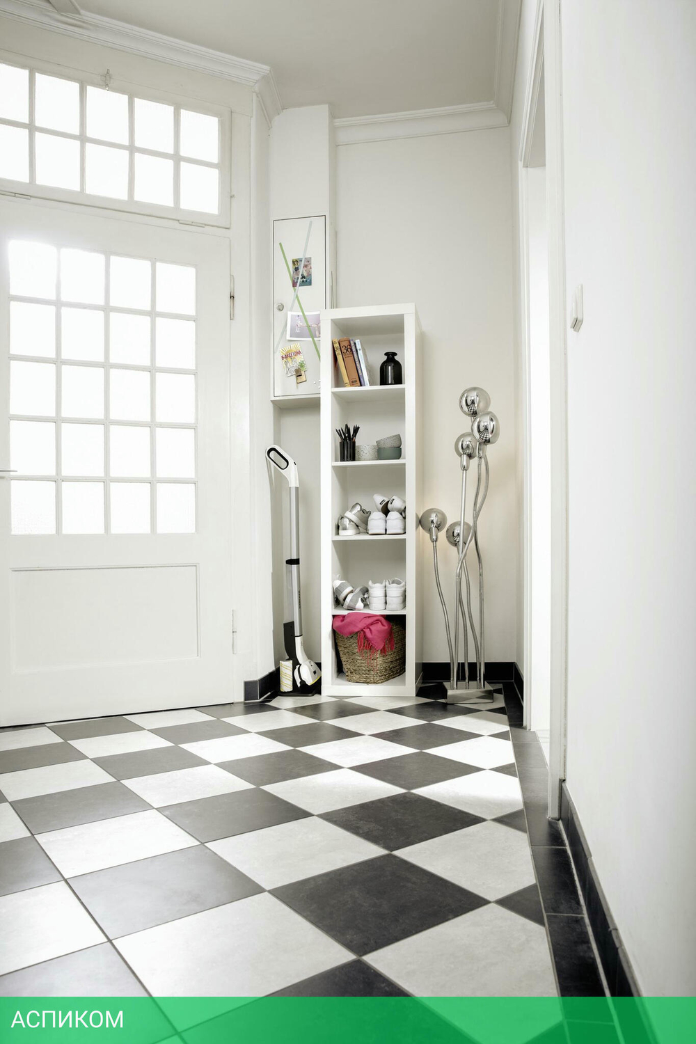 Пылесос Karcher EWM 2 белый (1.056-310.0)