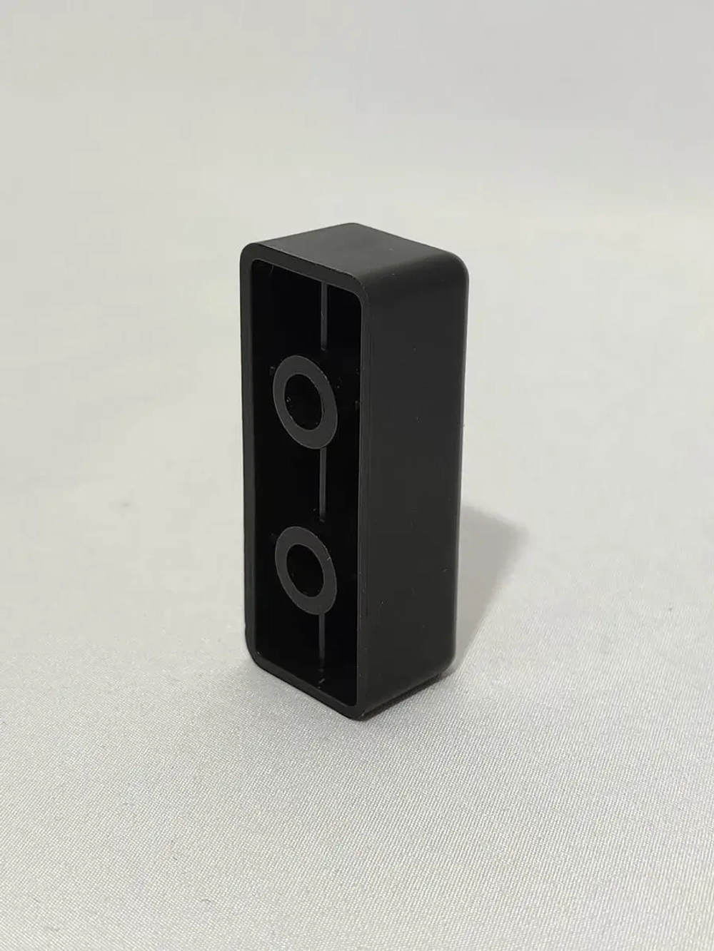 Пластиковые ножки для мебели дивана шкафа тумбочки стола