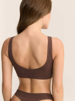 Бесшовный топ с V-образным вырезом