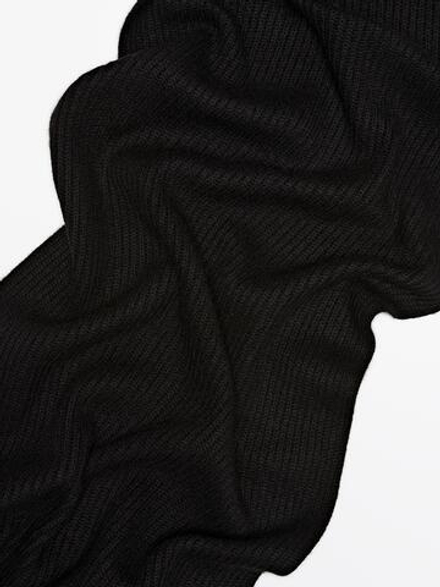 Massimo Dutti Шарф из 100% кашемира в рубчик, черный