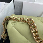 Chanel 19 26 cm
