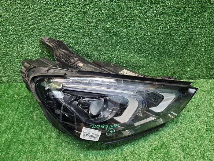 Фара правая Mercedes GLE V167 (2018-2024) LED