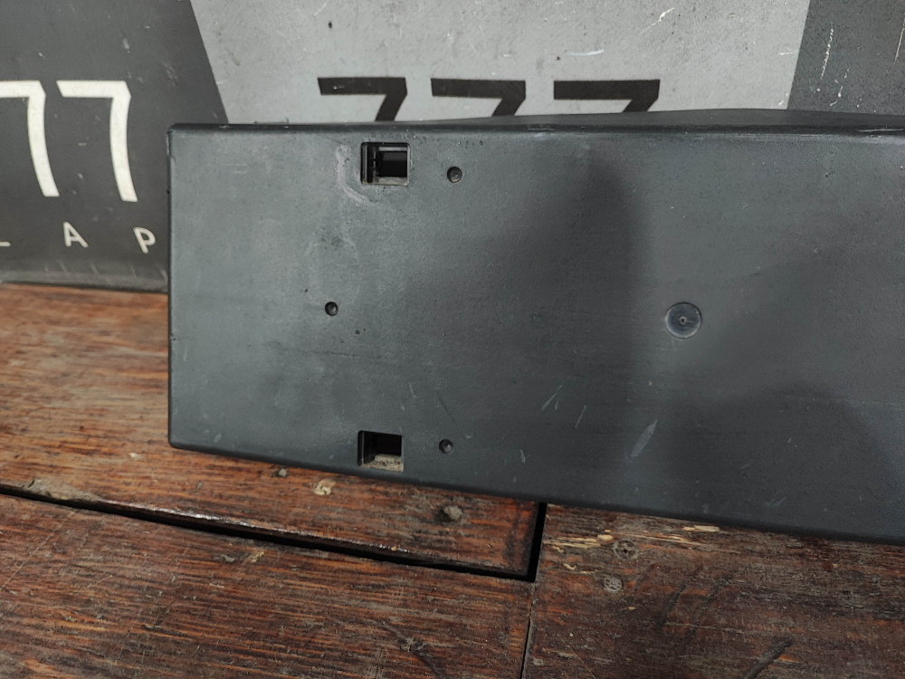 Площадка гос. номера Chery Tiggo 8 Pro Max 22-нв Б/У Оригинал 602001972AA