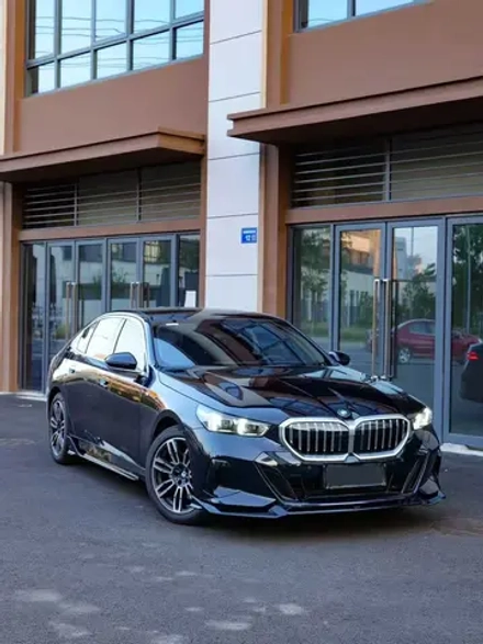 Обвес для BMW 5 серии G60 G68 2024+ БМВ Обвес губа и юбки