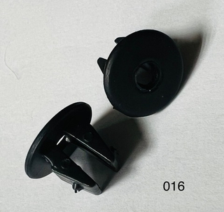 Клипса иномарка  Код- 016 (20шт/уп)