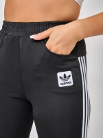 костюм спортивный с капюшоном на молнии брючной Adidas