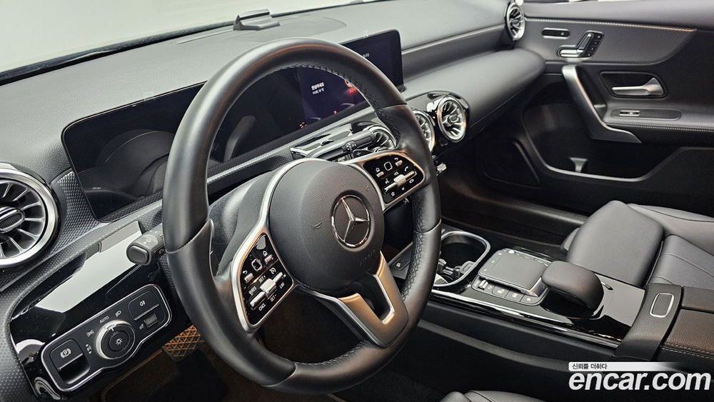 Mercedes-Benz A-Class W177 A220 Hatchback (02.2023)