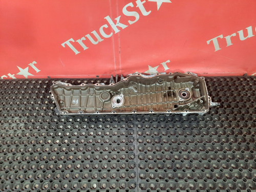 Крышка масляного радиатора