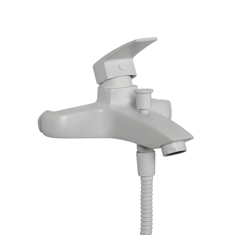 Смеситель Royce Pro для ванны и душа (RCM-120503WH)