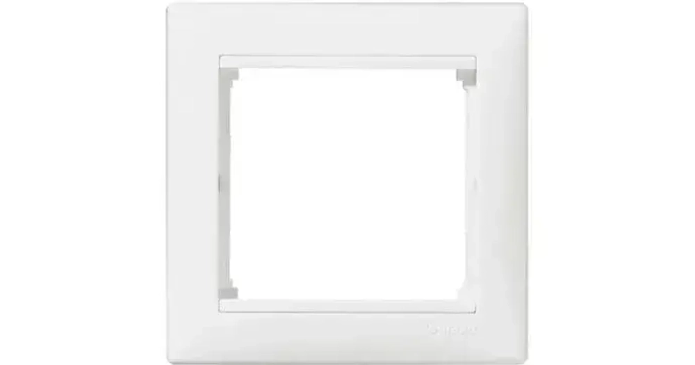 Выключатель одноклавишный Legrand Valena 774401+ рамка Legrand Valena 774451 белый- 1 шт.