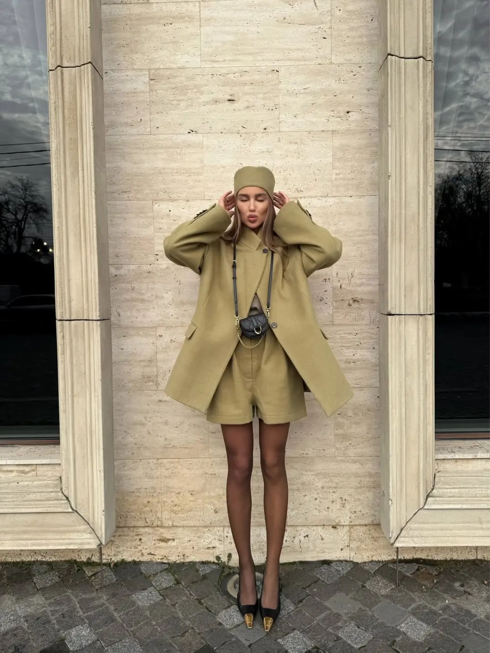 Шорты с защипами, Зеленые