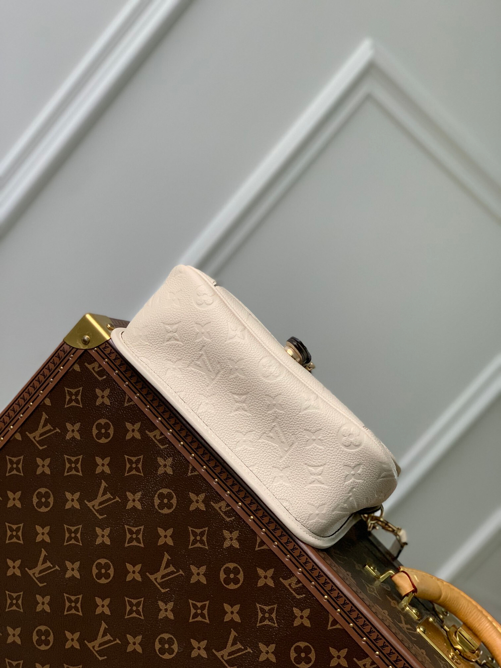 Louis Vuitton Diane
