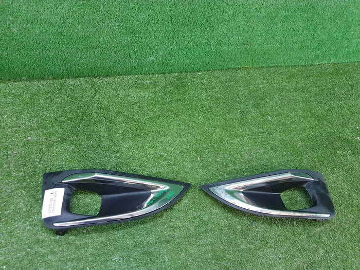 Накладка ПТФ Комплект Peugeot 3008 (2016-2020)