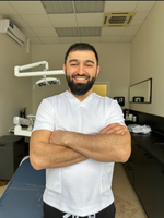 Рубашка с V-вырезом спорт трикотаж