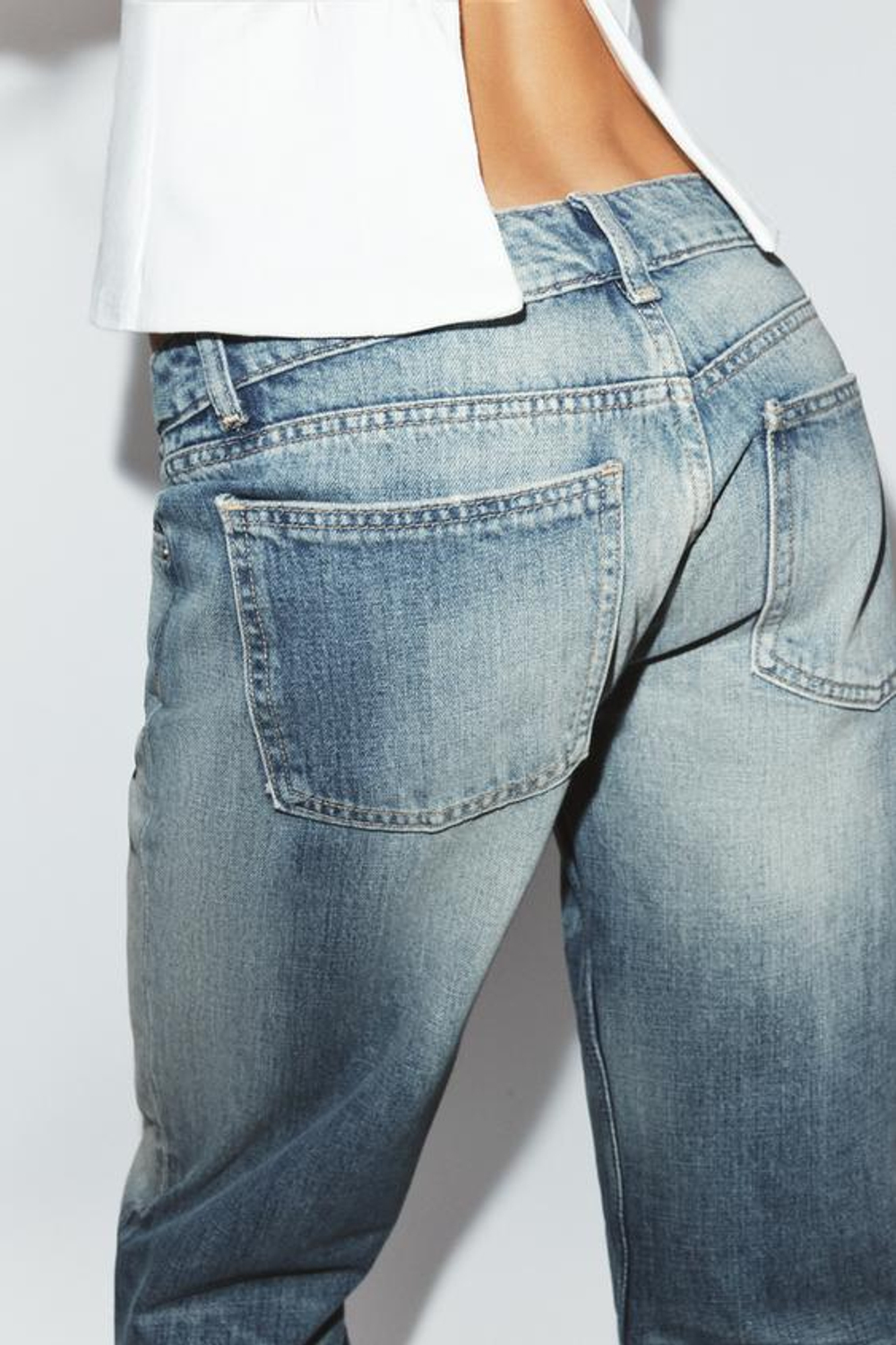 Джинсы TRF с низкой талией и широкими брючинами - ZARA