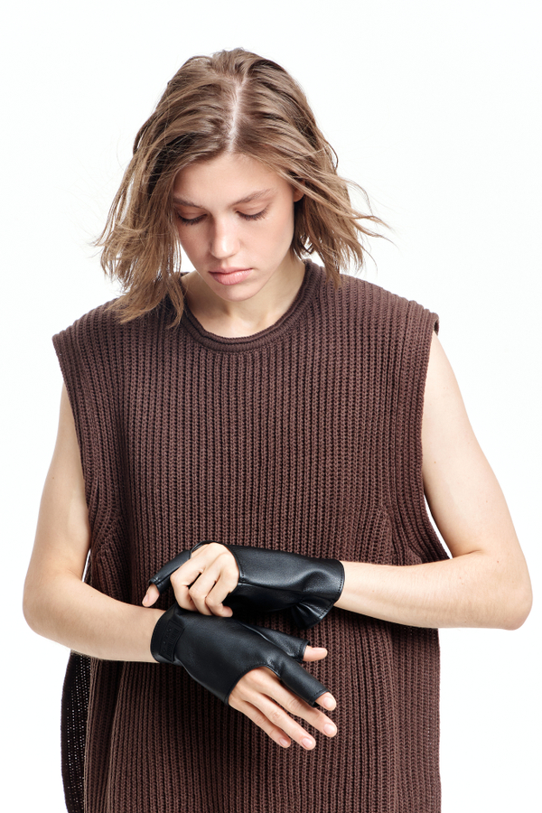 Перчатки экокожа короткие Feminism