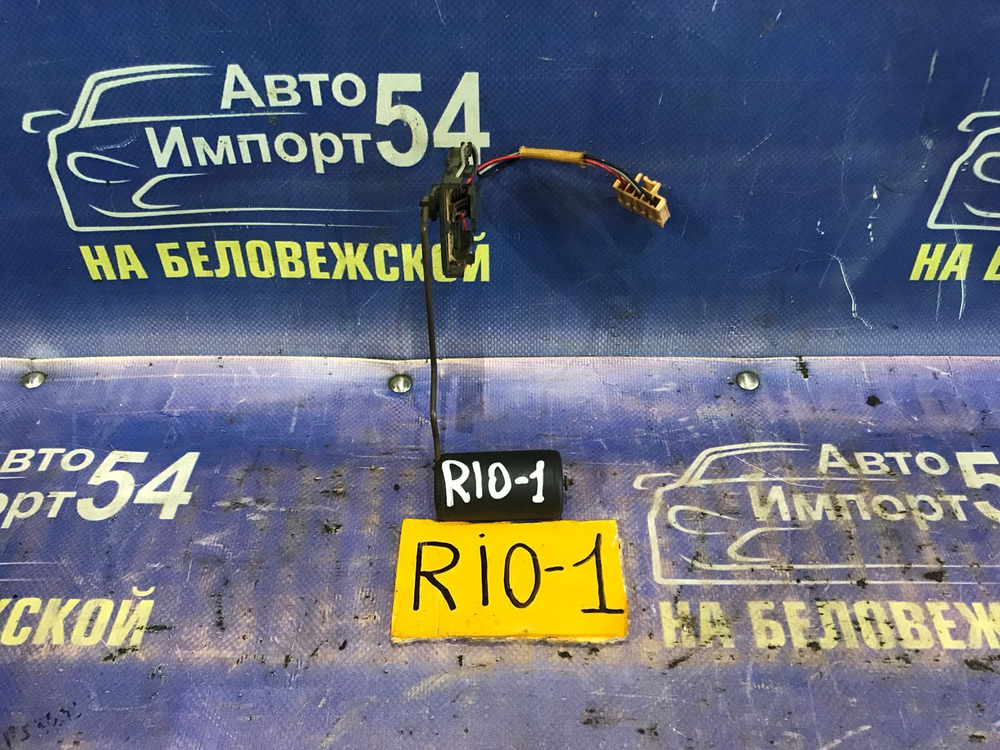 Датчик уровня топлива Kia RIO 2004