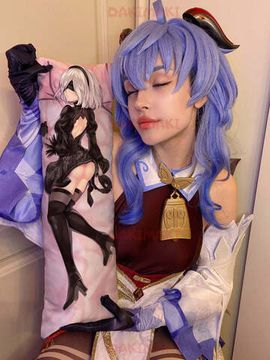 Мини дакимакура Йорха-2B из NieR: Automata арт. M0745, 60х20 см