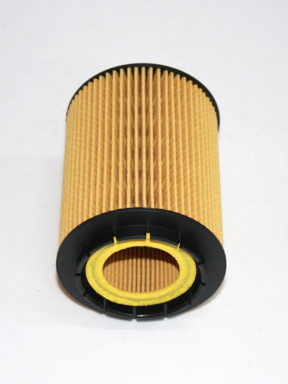 Фильтр масляный 021115562A для VAG