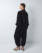 Комплект: блуза и брюки из шелкового бархата черный