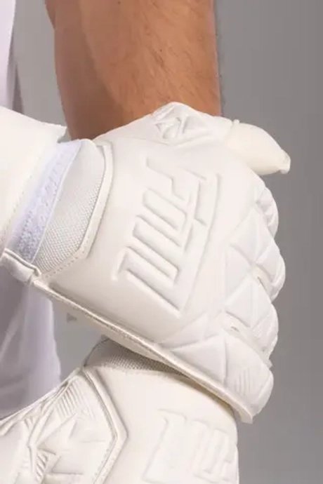 Вратарские перчатки Football Masters Invictus X - белый