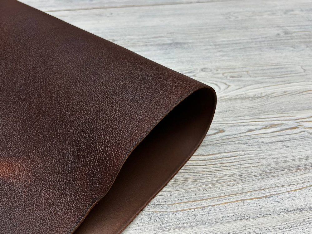 Ременная кожа Grain Dark Cognac (2,8+ мм), цв. Коричневый