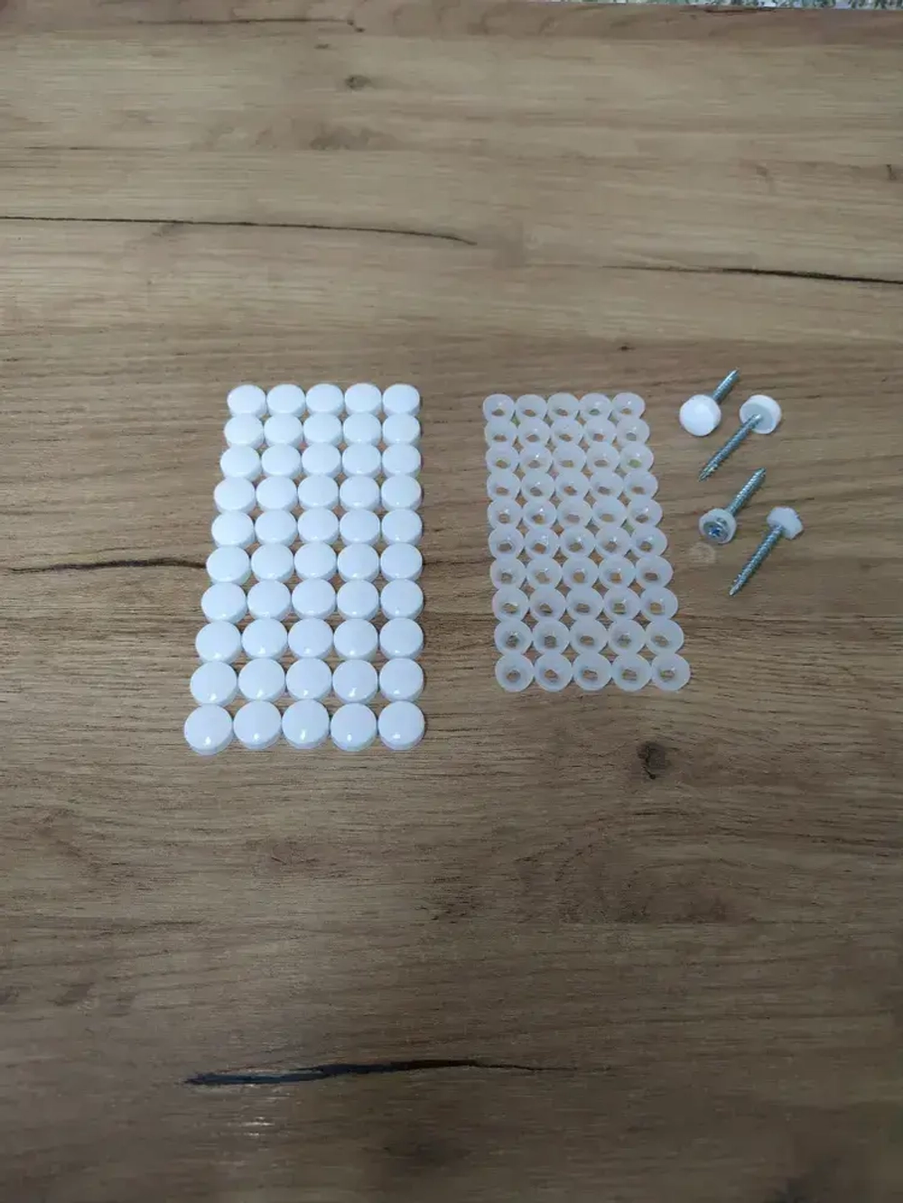 Декоративный колпачок для самореза белый 50 штук