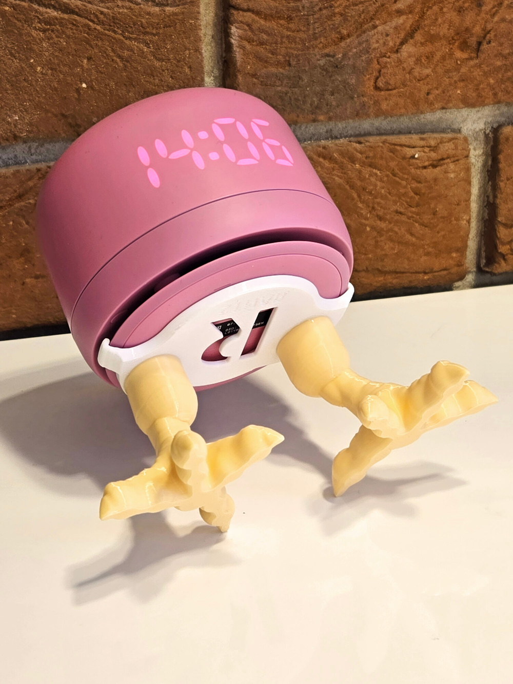 Шуточная подставка для Яндекс станции Лайт2 (Яндекс-Алиса) 3D печать, белая