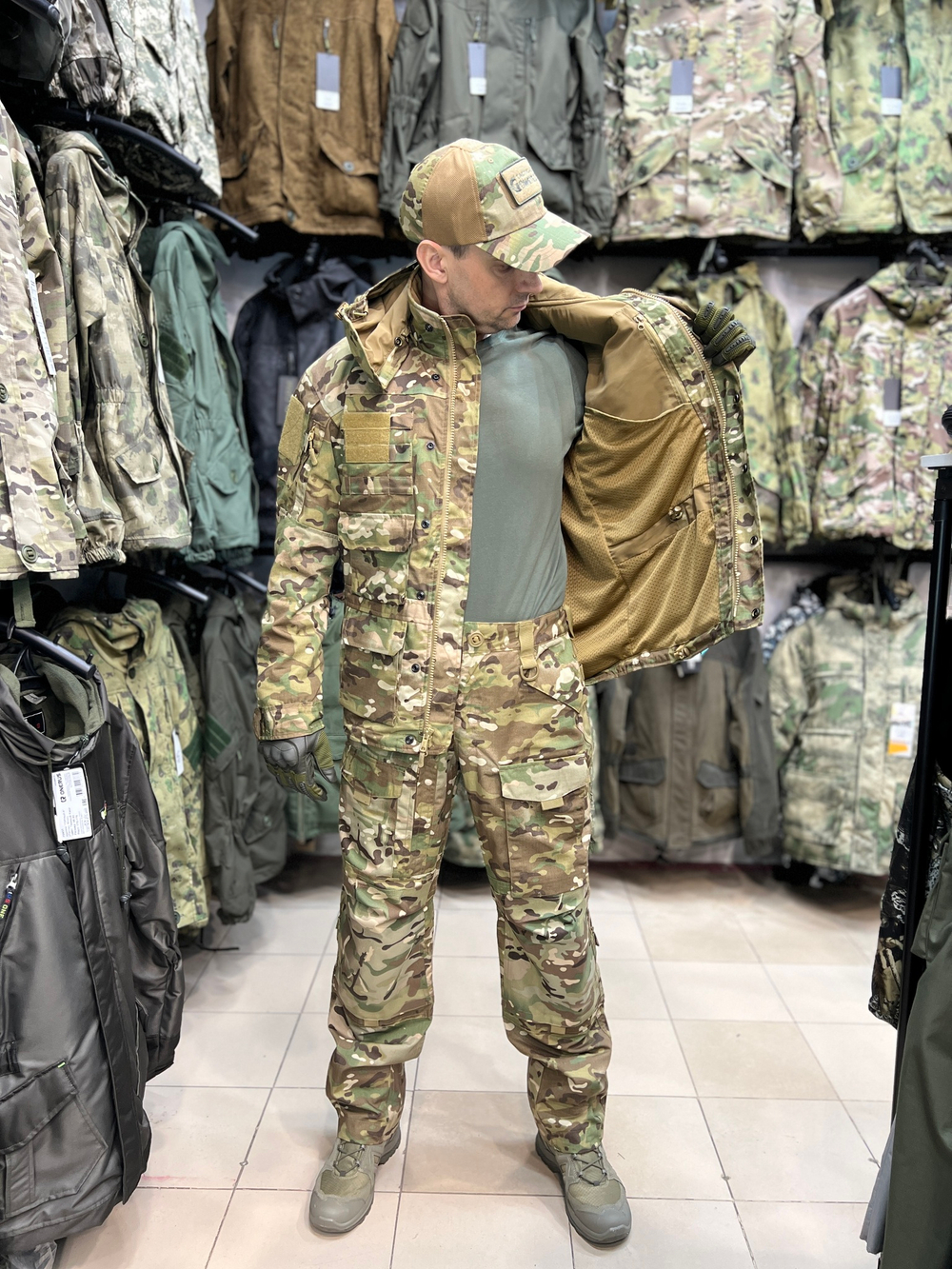 Костюм тактический Rescuer Мультикам (RipStop, MOLLE, демисезон)