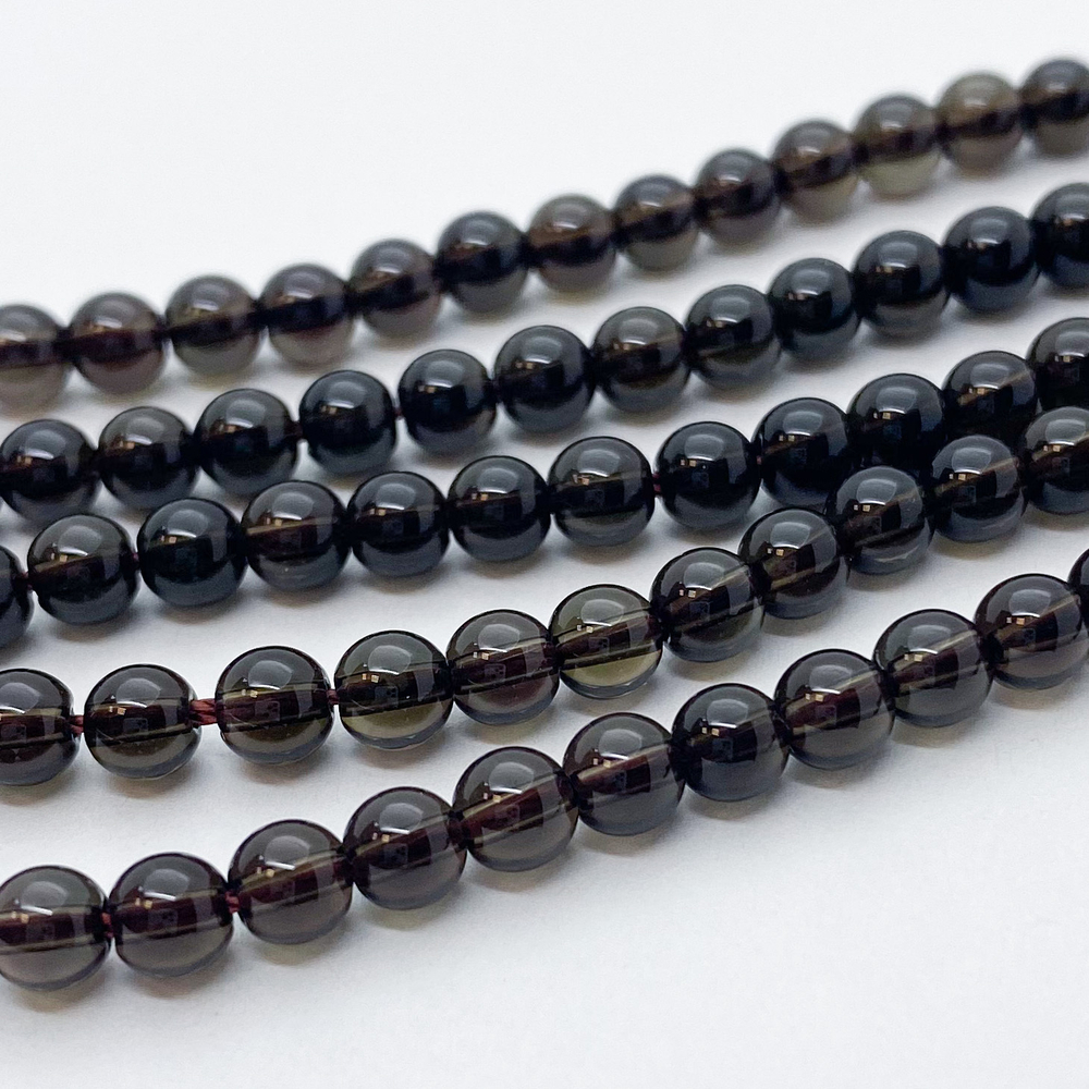 Бусины Дымчатый кварц, диаметр 4,2-4,4 мм, цена за 45-46 шт (1/2 нити)