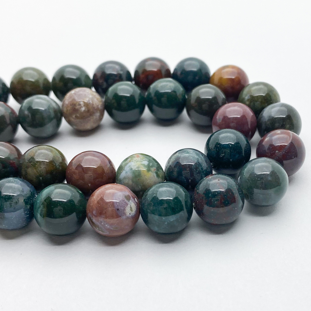 Гелиотроп бусины, диаметр 10,2-10,4 мм, цена за 9 шт (1/4 нити)