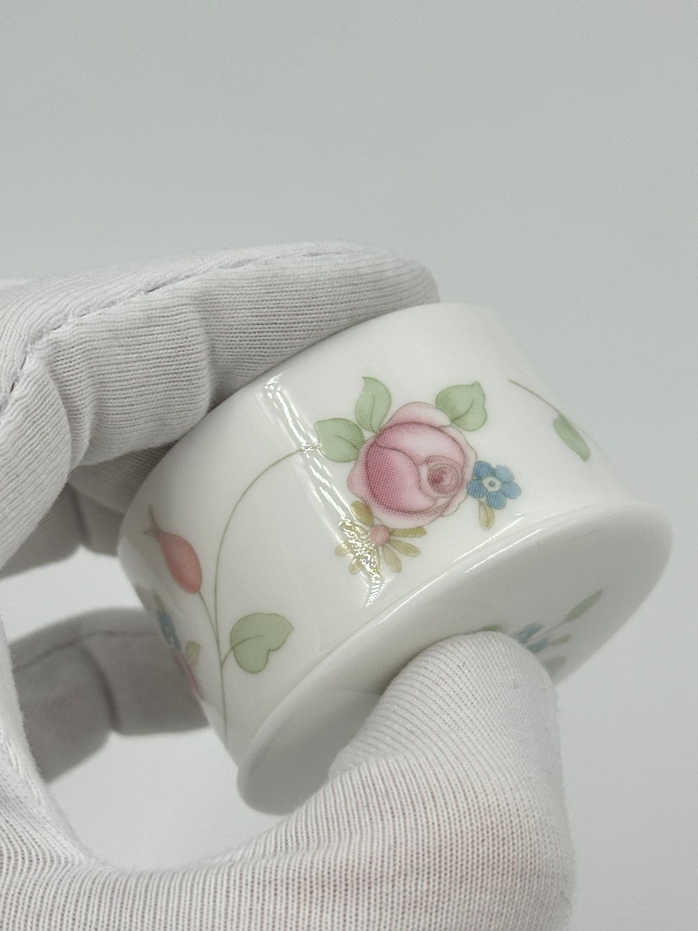 Миниатюрная шкатулка Wedgwood Roseship