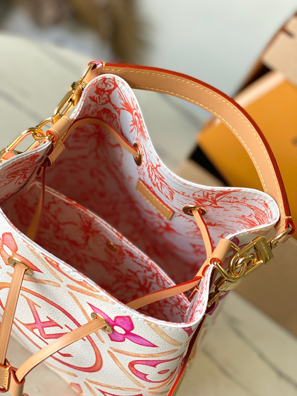 Louis Vuitton NeoNoe BB