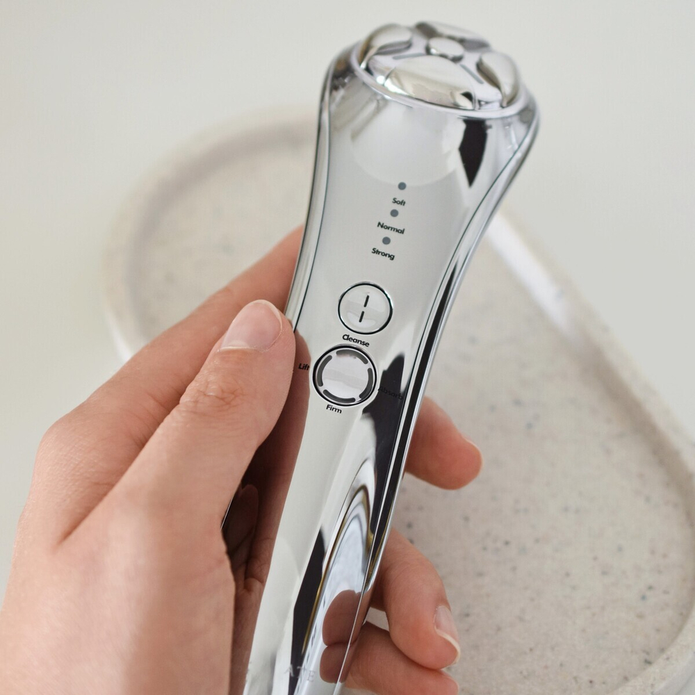 Бьюти-аппарат для ухода за лицом с EMS, LED, радиочастотами, ультразвуком и ионофорезом AXXZIA Mate For Face