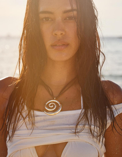 BERSHKA Ожерелье с подвеской в форме спирали, золотой