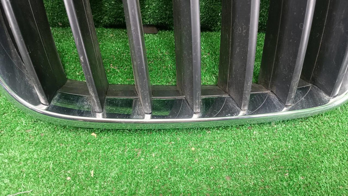 Решетка радиатора правая BMW X5 F15 X6 F16 (2013-2018)