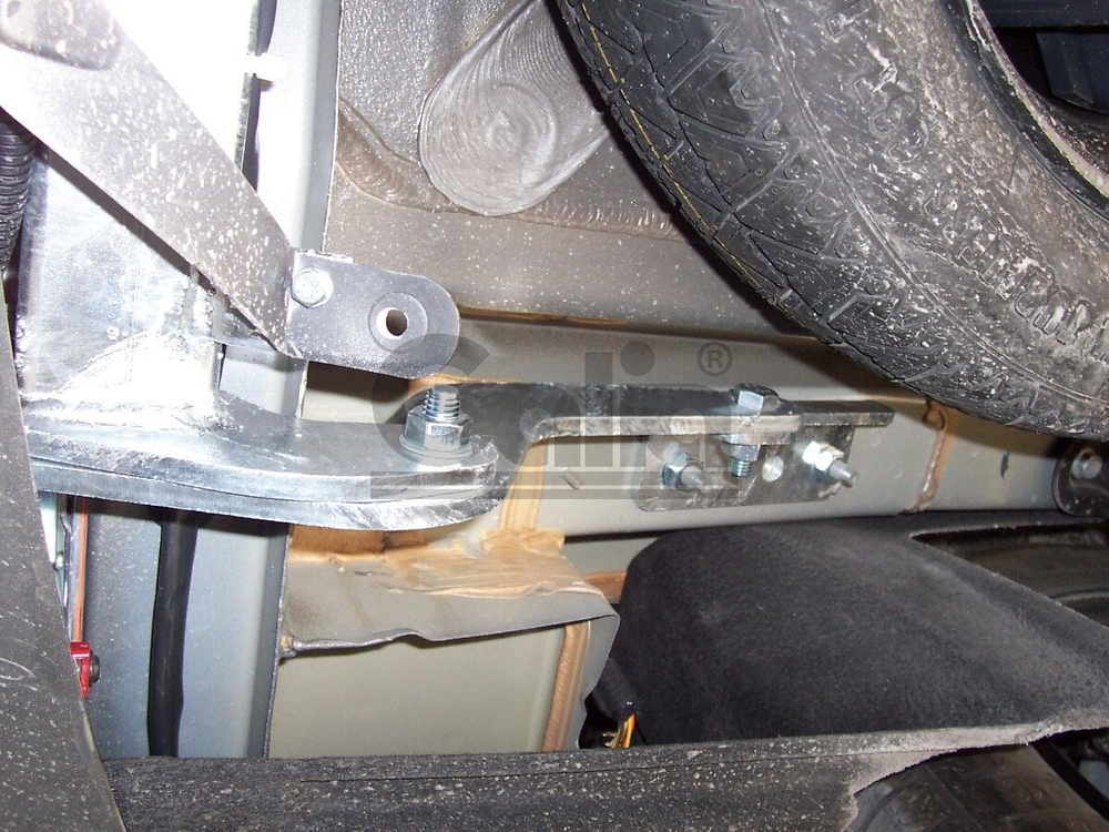 Оцинкованный фаркоп на Citroen C4 Picasso 2006-2013, Citroen C4 Grand Picasso 2006-2013, Peugeot 5008 2009-2017 (без электрики), Galia C051C