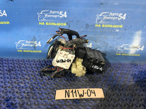 Блок предохранителей салонный MITSUBISHI RVR 1996