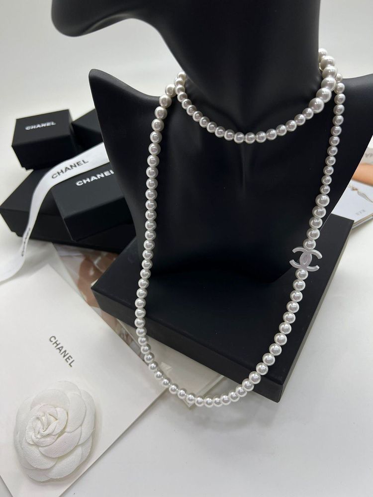 Колье CHANEL сумочка