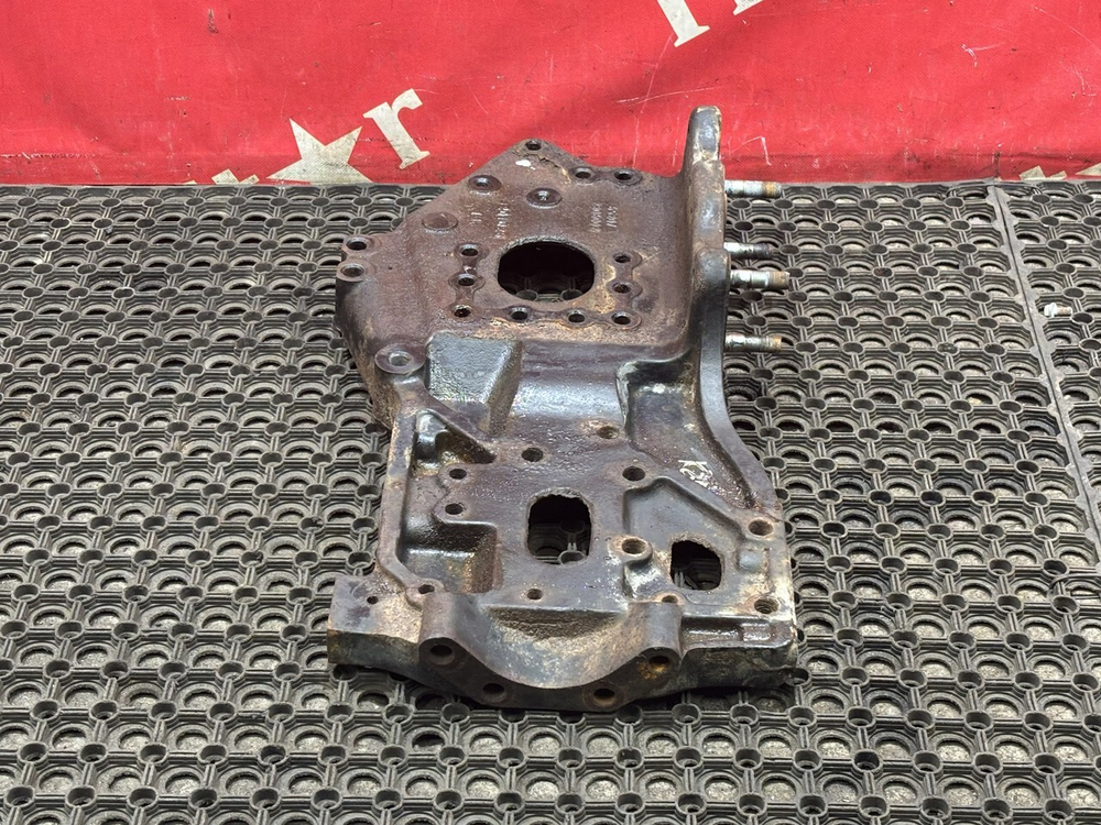 Кронштейн рессоры передней правый