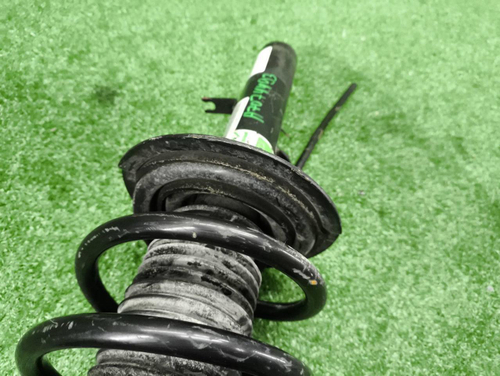 Амортизатор передний правый Chery Arrizo 8 (22-нв)