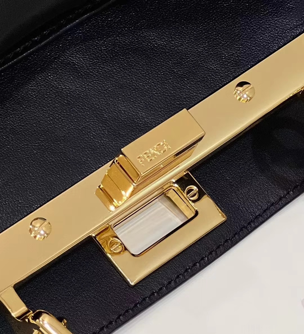 Fendi Peekaboo 23 cm