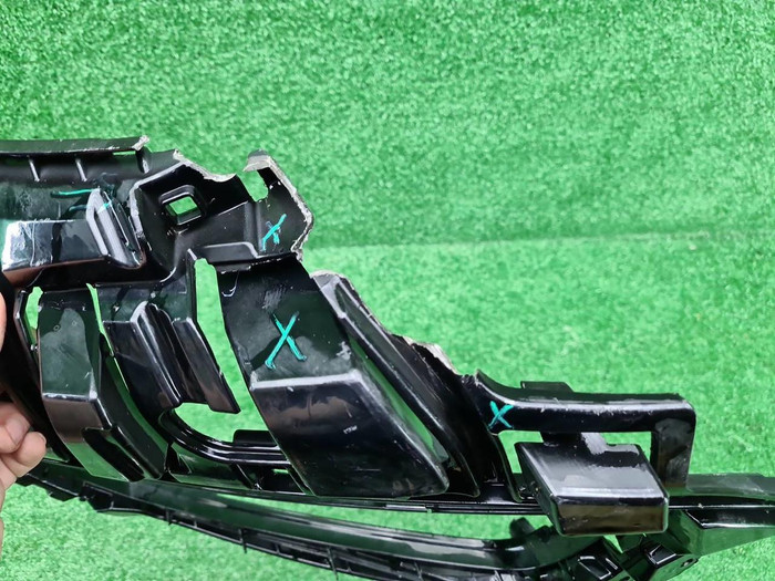 Решетка бампера RH Porsche Panamera 2 971 (16-20)