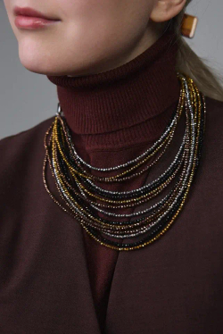 Колье каскад "Венеция" из венец.стекла,оттенки:золото,серебро,черный,коньяк,застежка из натур.кожи