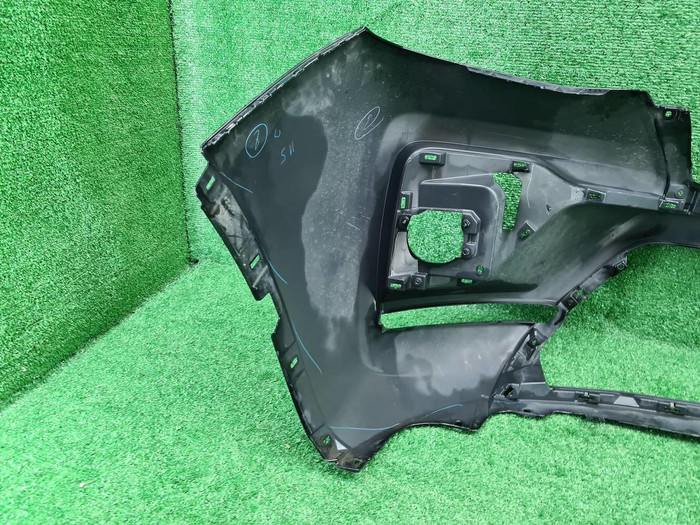 Бампер передний Toyota Fortuner 2 (2020-н.в.)