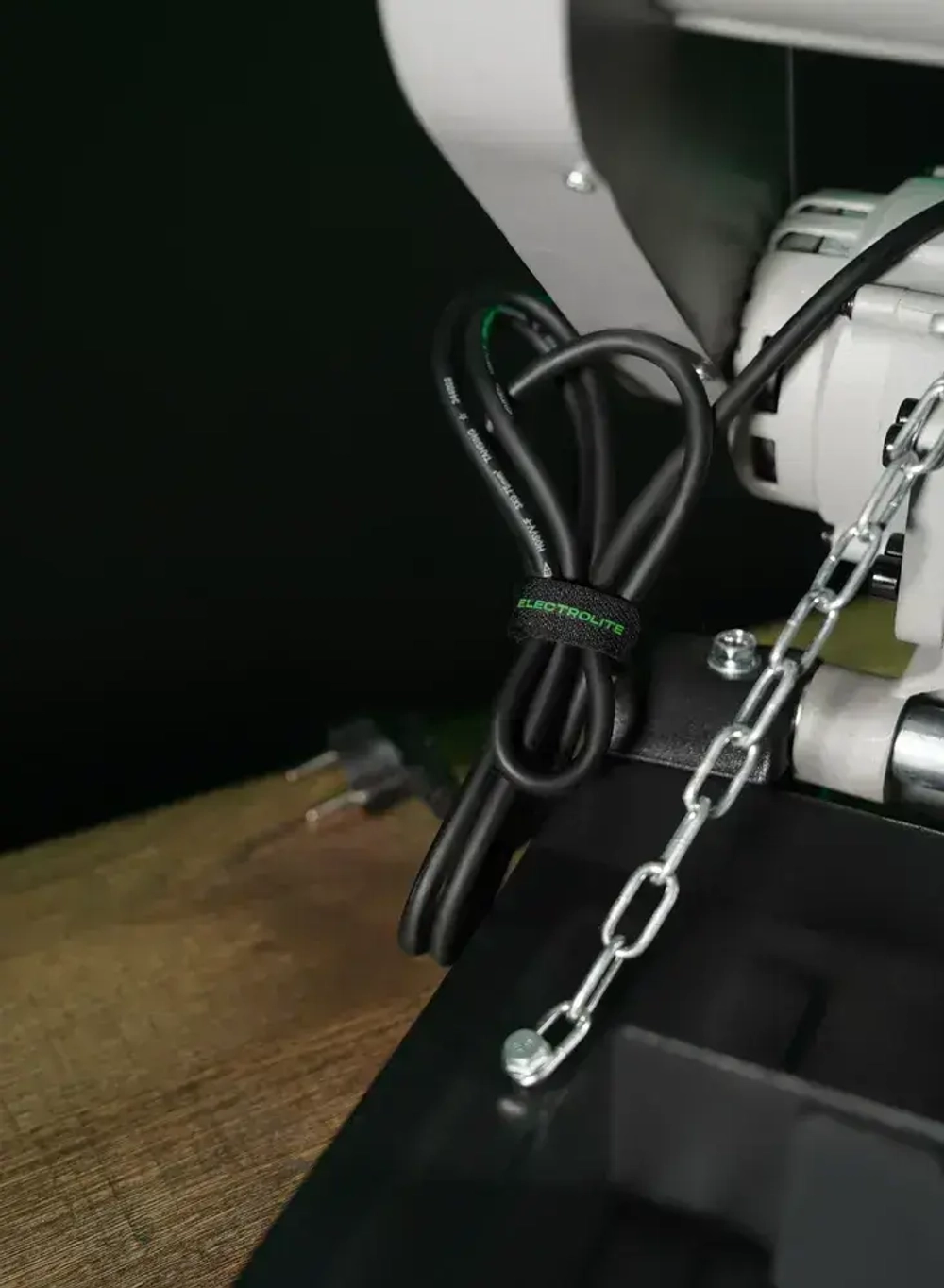 Отрезная пила по металлу ELECTROLITE ПО-2600Р (Ременной привод, 2600 Вт, 355 мм диск) монтажная / маятниковая / отрезной станок